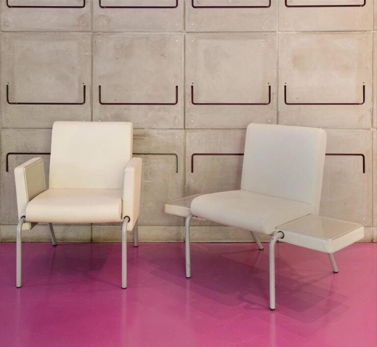 Matali Crasset - Paire de fauteuils " Il capriccio di Ugo ", structure en acier…