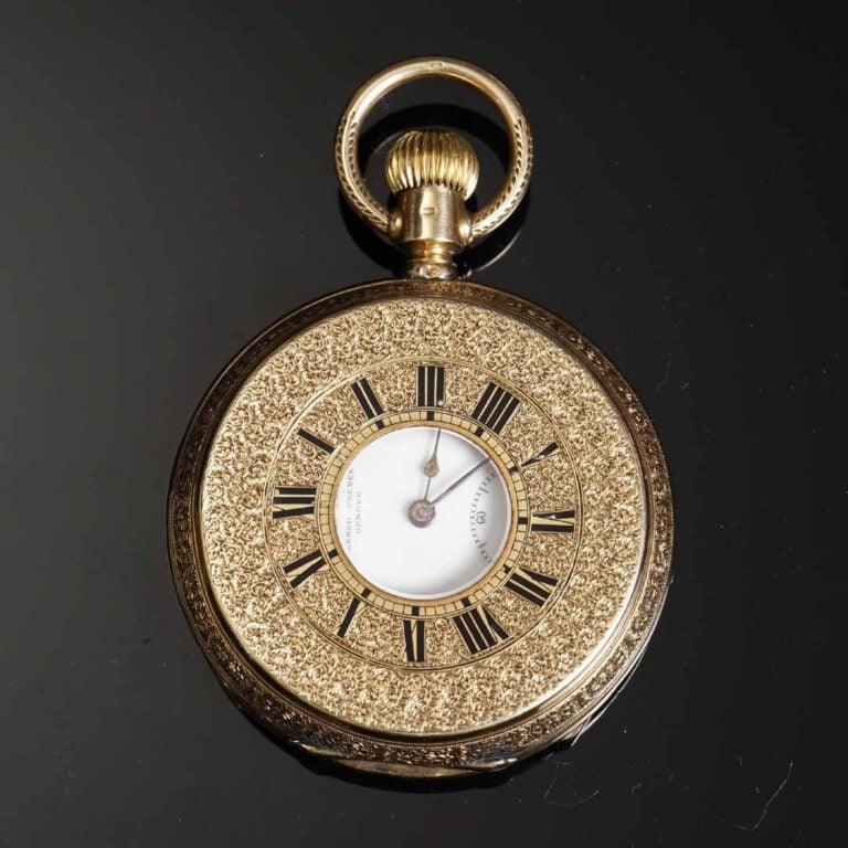 MERMOD FRERES - GENEVE - Montre savonnette en or jaune 18K (750°/oo). Cadran ém…