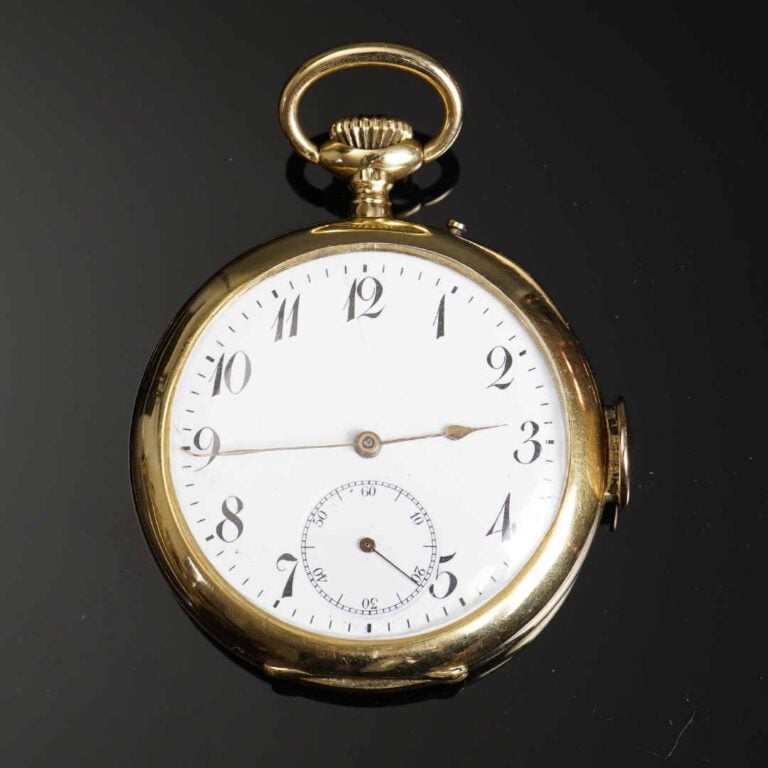 Montre de gousset à sonnerie en or jaune 18K (750°/oo). Cadran émaillé à indica…