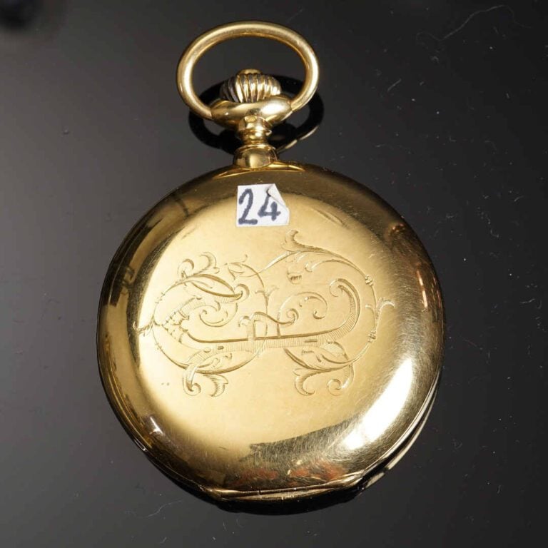 Montre de gousset en or jaune 18K (750°/oo). Cadran émaillé, indication des heu…