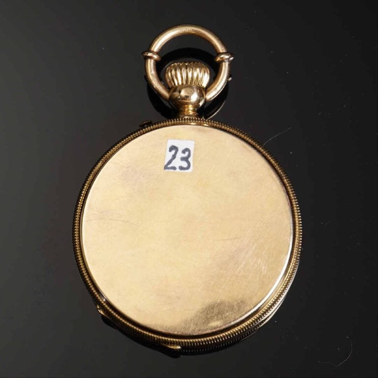 Montre de gousset en or jaune 18K (750°/oo). Cadran émaillé, indication des heu…