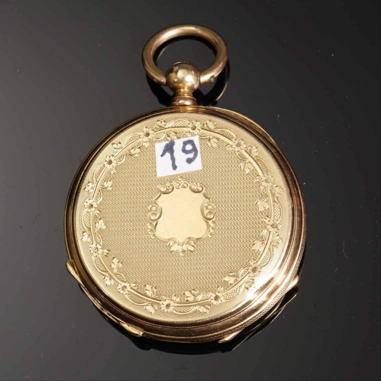 Montre de poche en or jaune 18K (750°/oo). Cadran émaillé, à indication des heu…