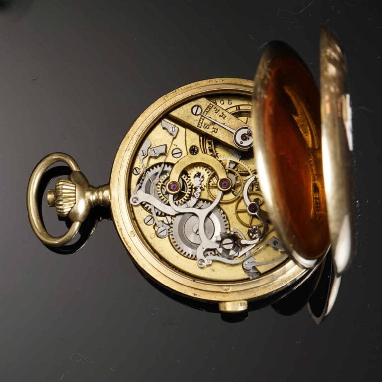 Montre savonnette en or jaune 18K (750°/oo) faisant chronomètre. Cadran émaillé…