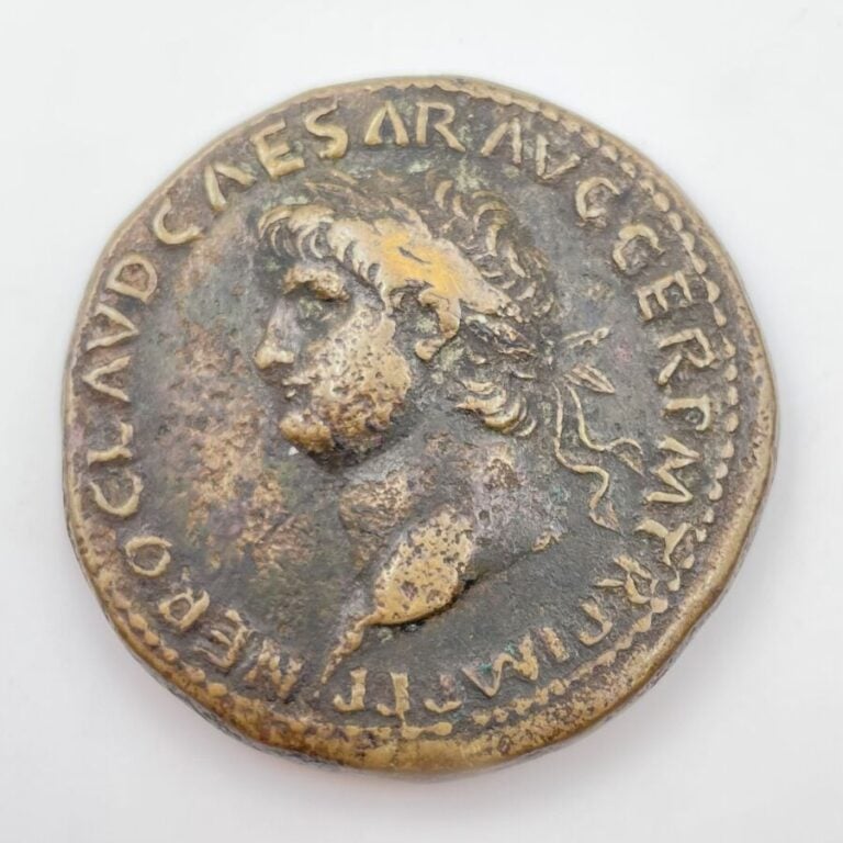 Néron (54-68). « Padouan » en bronze, d'après Giovanni Cavino, au sesterce au t…