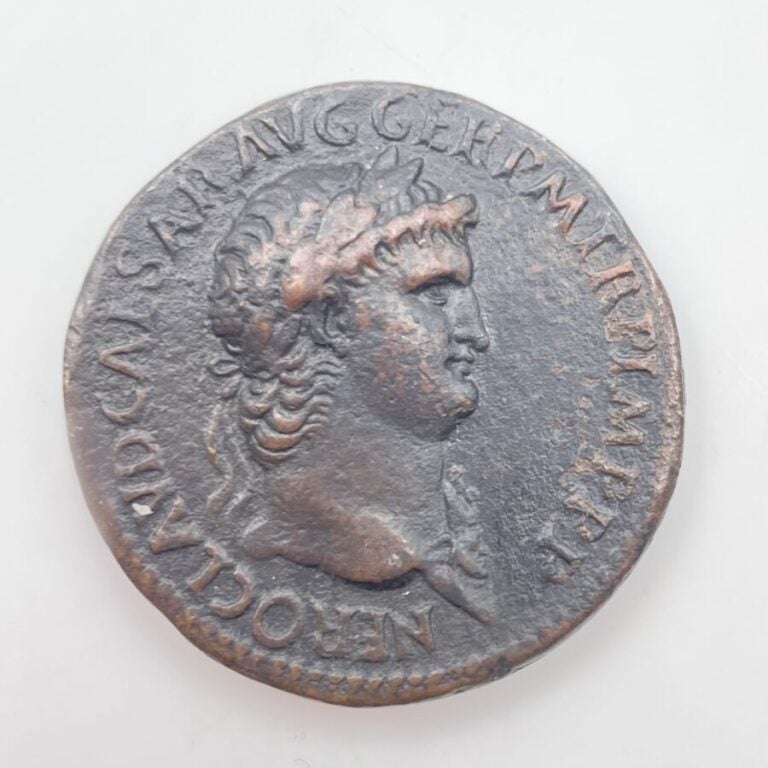 Néron (54-68). « Padouan » en bronze, d'après Giovanni Cavino, au sesterce du p…