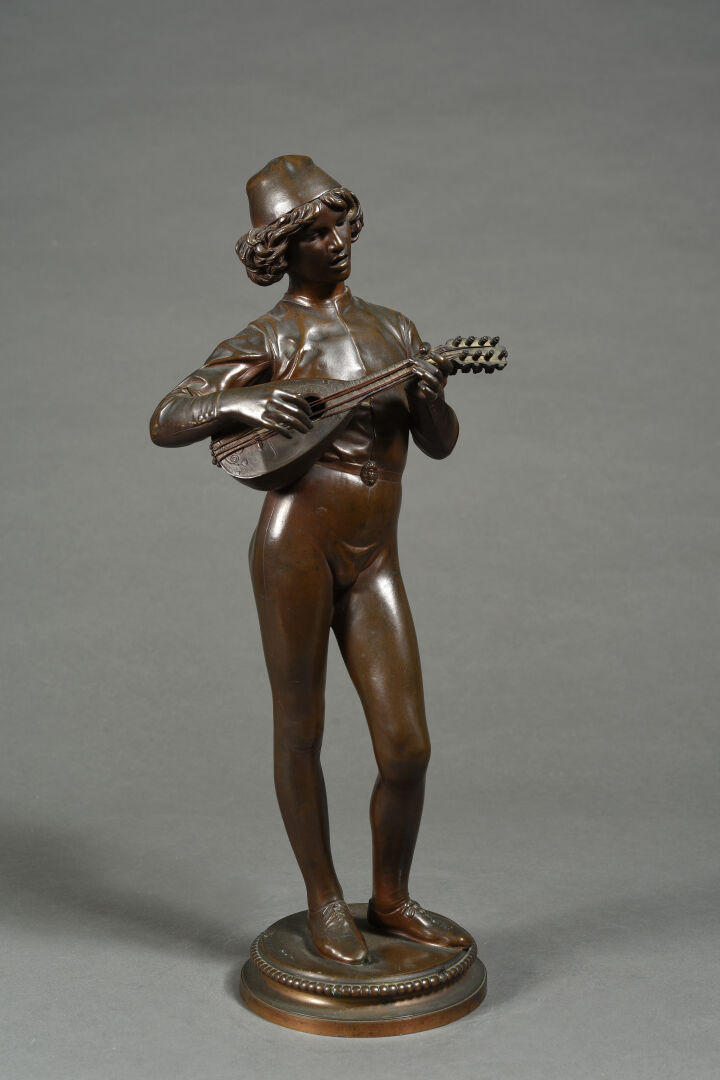 Paul DUBOIS (1829-1905), d'après - Le joueur de mandoline - Epreuve en bronze à…