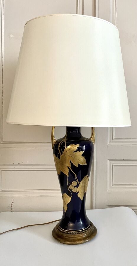 PEAUDECERF ET GIRAULT . (1908-1920) (Tours) - Vers 1900 - Paire de grands vases…