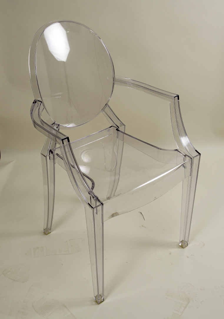 PHILIPPE STARCK (Né en 1949) - Chaise en polycarbonate cristal. - Editeur KARTE…