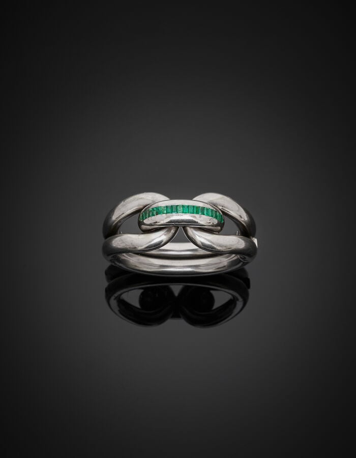 RENE BOIVIN - BRACELET "Lien", rigide ouvrant en argent (min. 800‰) ajouré, à d…