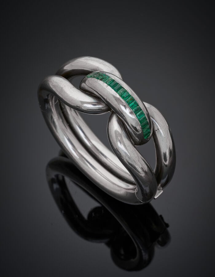 RENE BOIVIN - BRACELET "Lien", rigide ouvrant en argent (min. 800‰) ajouré, à d…