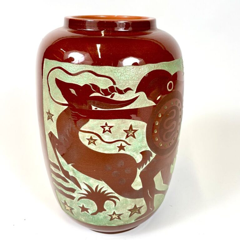 Robert MEQUINION (1905-1985) - Grand vase ovoïde en céramique émaillée brun rou…