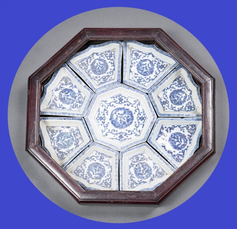 SERVICE / NECESSAIRE A FRIANDISES / DRAGEOIR EN PORCELAINE BLEU BLANC - Chine,…