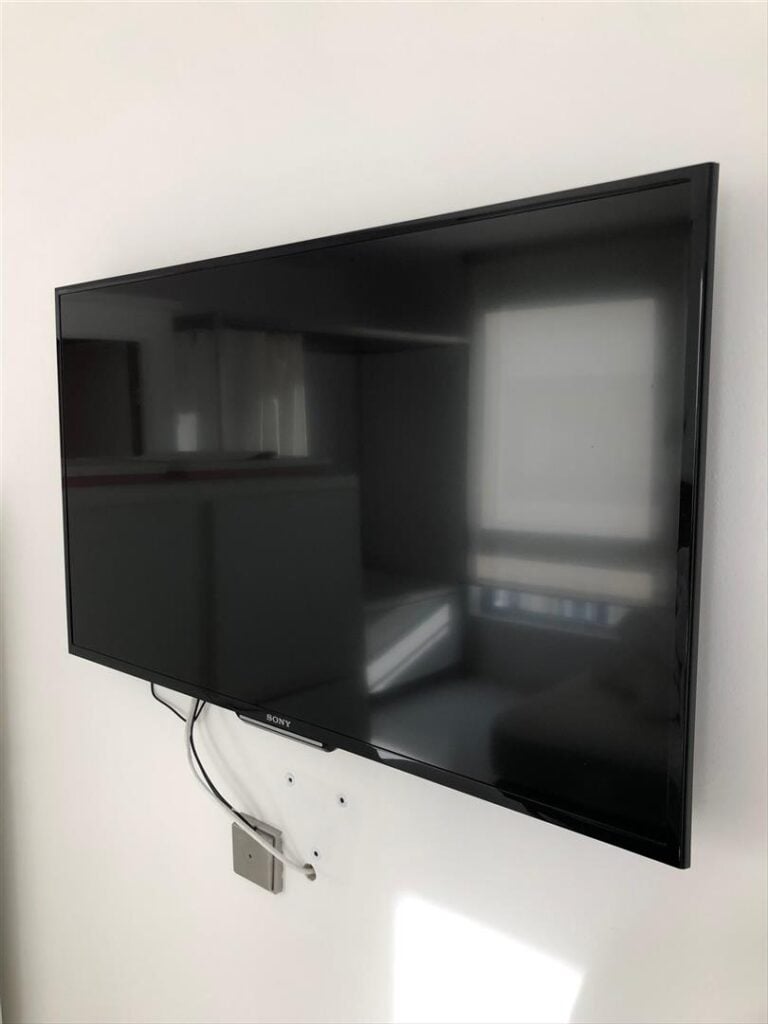 Téléviseur Sony 40 pouces. [47]