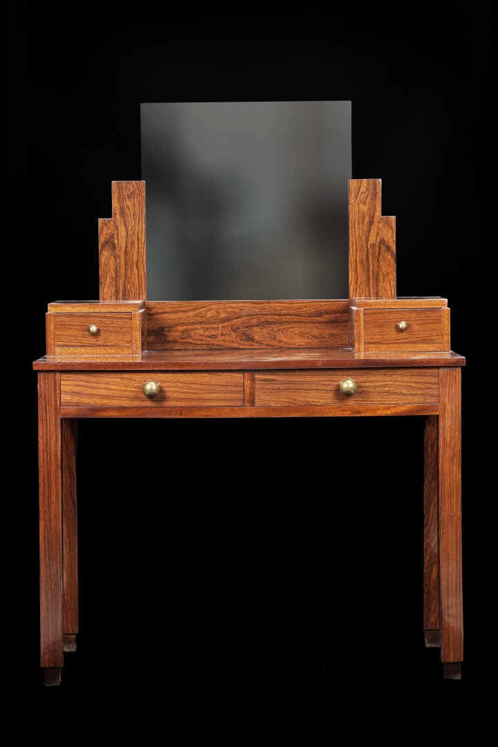TRAVAIL ART DÉCO - Coiffeuse en bois de placage ouvrant par deux tiroirs en faç…