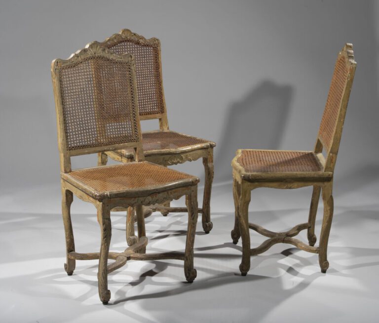 Trois chaises cannées Epoque Régence