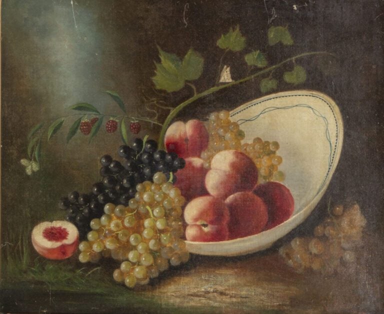 V. Mortel Nature morte aux pêches et aux raisins. Huile sur toile signée en bas…