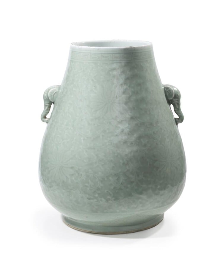 VASE EN PORCELAINE CELADON, ZUN - Chine, Dynastie Qing, Epoque XIXe siècle - Re…