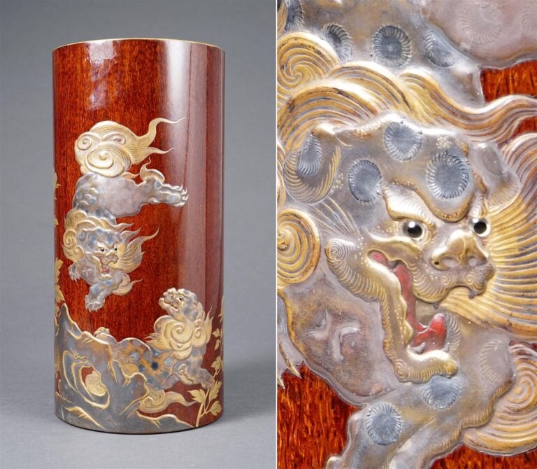 VASE ROULEAU EN BOIS VERNIS A DECOR LAQUE DE DEUX KARASHISHI - Japon, Période S…