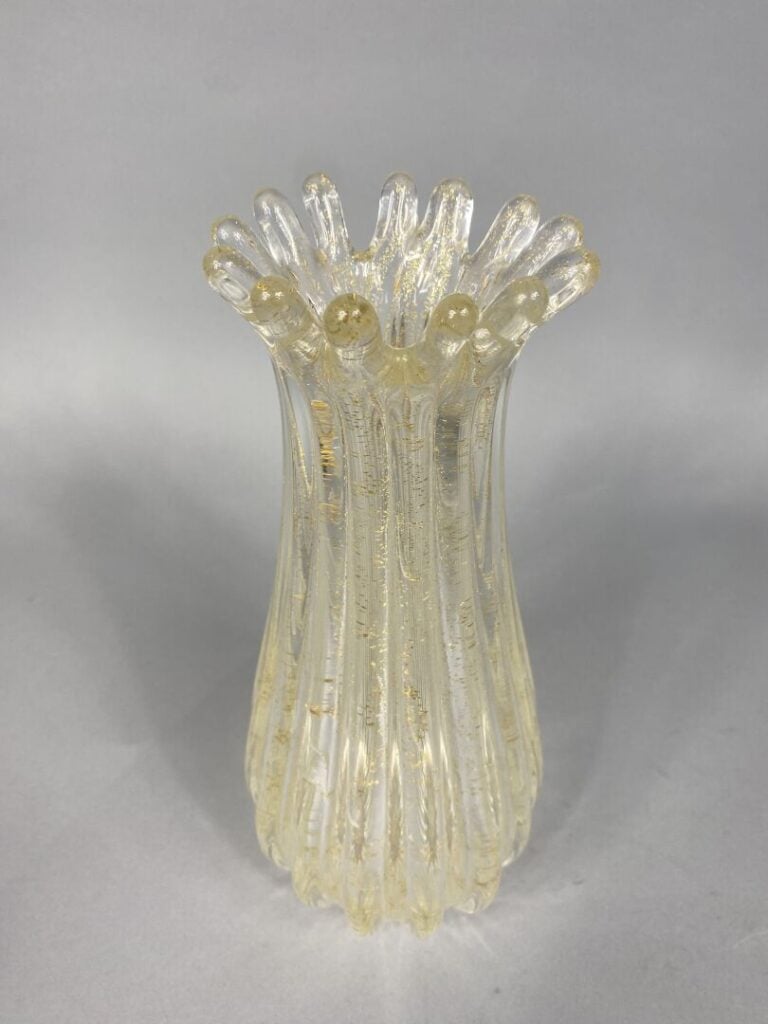 ZANETTI MURANO - Vase en verre épais à inclusions de paillons dorés - Signé - H…