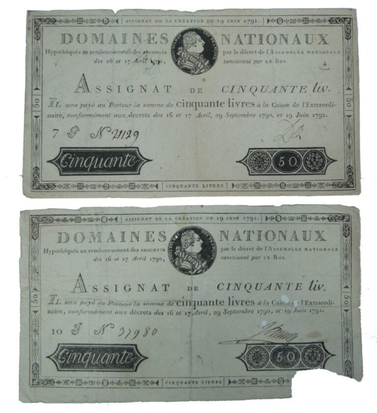 Assignat - - Lot de deux assignats de cinquante livres Série 7 et 10 - Etat : B…