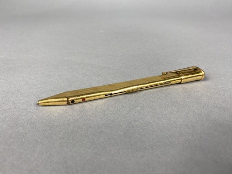 BAYARD, Daniel HECHTER, GOLDSTARRY, etc - Lot de stylos-plume et stylos bille d…