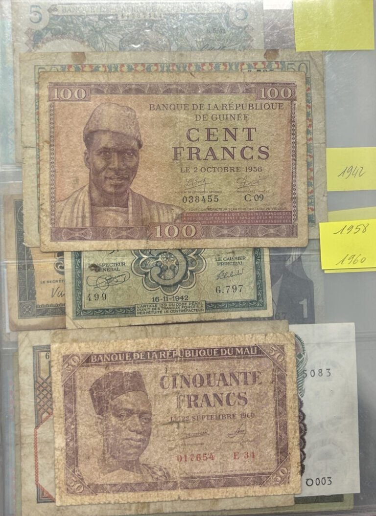 Bilets - Afrique - Important lot de quarante-huit billets comprenant des billet…