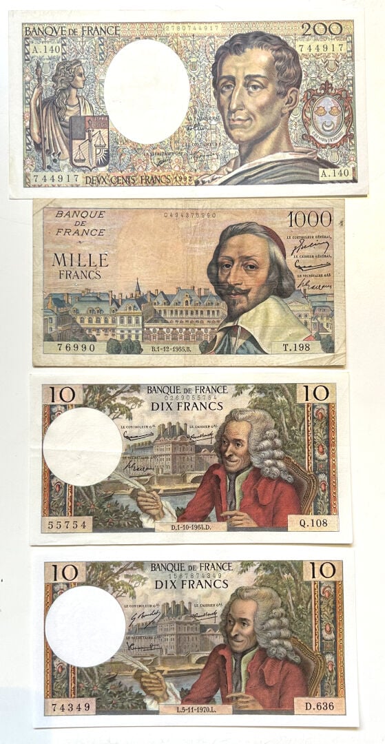 Divers - Billets - Lot de quatre Billets comprenant : - -Un Billet de 1000 Fran…