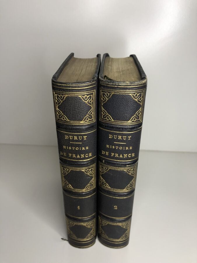 DURUY (Victor) - Histoire de France en 2 volumes. Édité à Paris chez Hachette e…