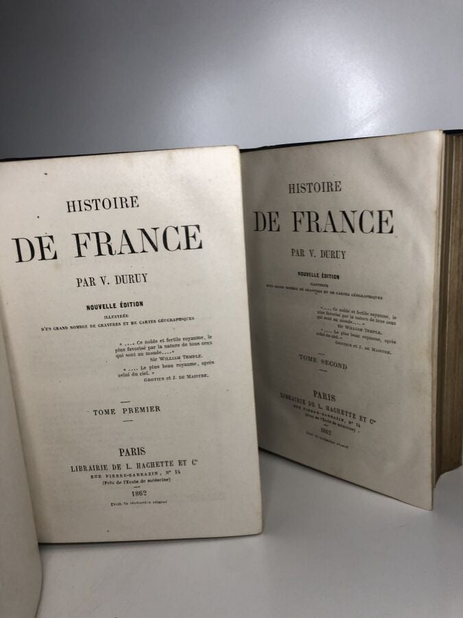 DURUY (Victor) - Histoire de France en 2 volumes. Édité à Paris chez Hachette e…