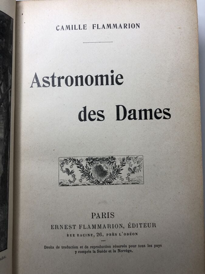 FLAMMARION (Camille). - Astronomie des Dames. Édité à Paris chez Ernest Flammar…