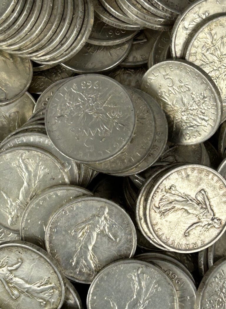 France - Cinquième République - Important lot de trois cent vingt-sept monnaies…