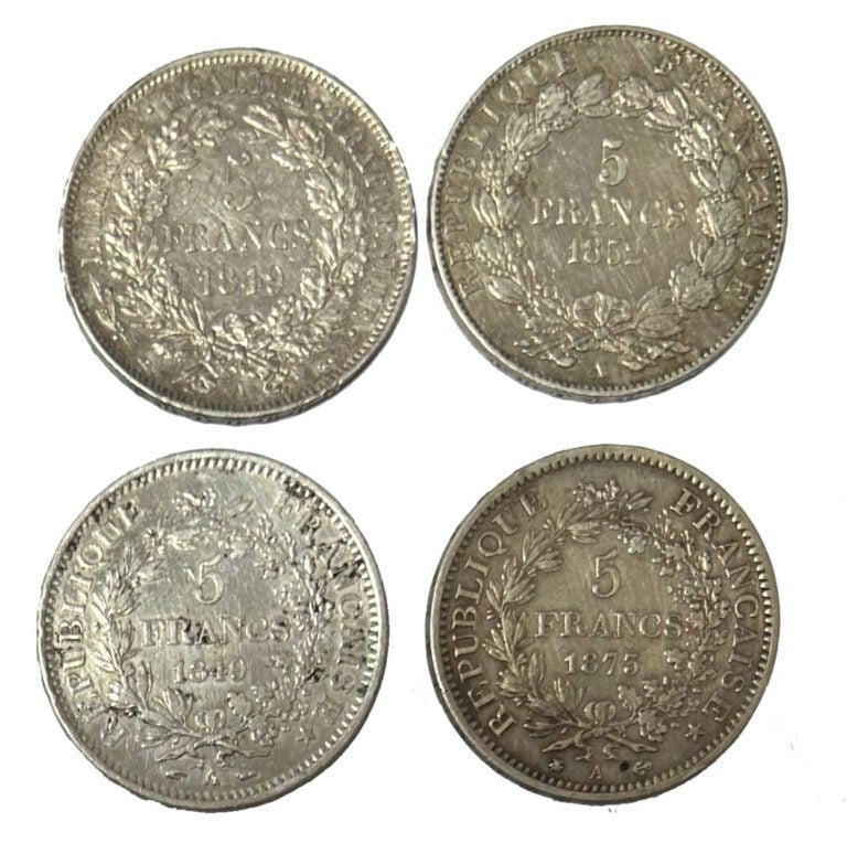 France - Divers - Lot de quatre Ecus de 5 Francs comprenant : - -Une 5 Francs N…
