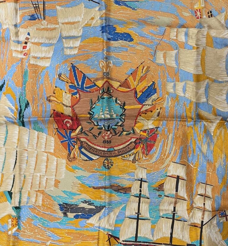 HERMÈS Paris - Carré en twill de soie imprimé titré "Henry F. Smith Sailor 1880…