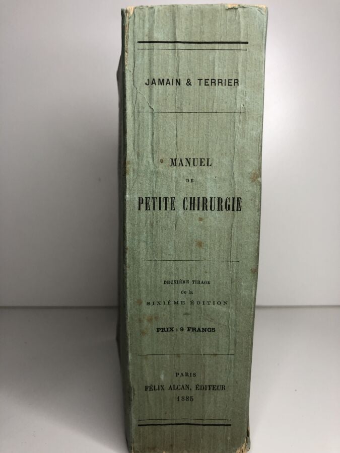 JAMAIN (M.A). - Manuel de petite chirurgie. Édité à Paris chez Felix Alcan en 1…
