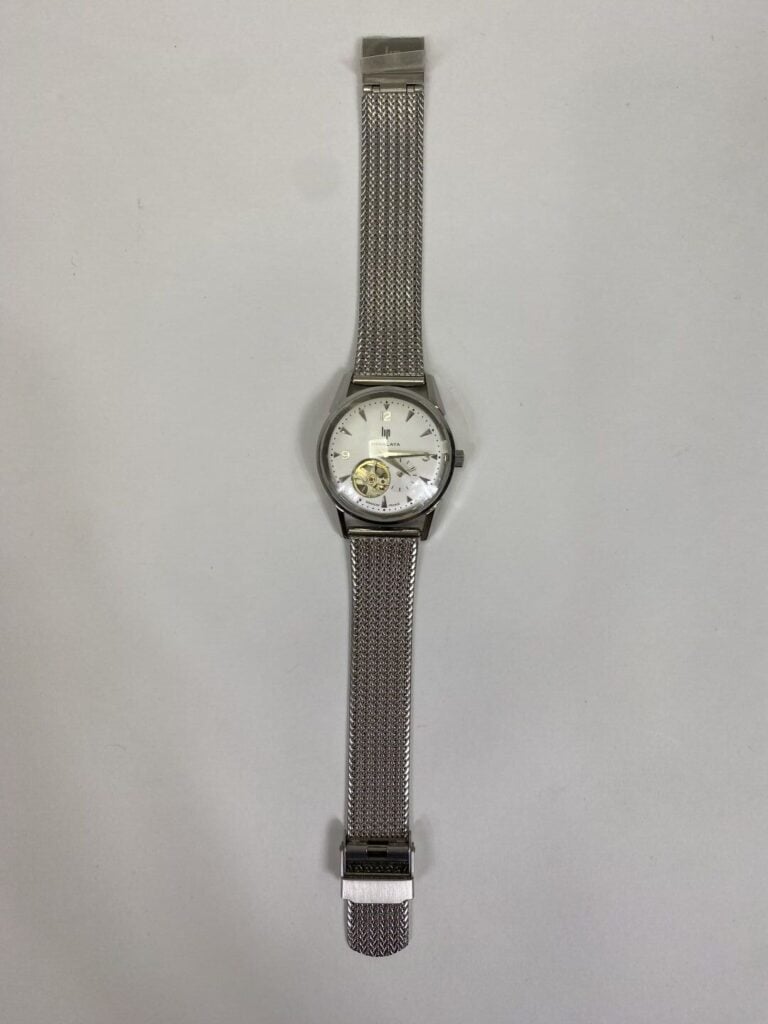 LIP - Montre bracelet d'homme modèle "Himalaya", fabriquée à Besançon - Cadran…