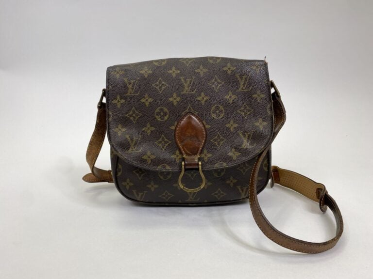 Louis VUITTON - Sac "Saint Cloud" en toile monogram et cuir naturel, bandoulièr…