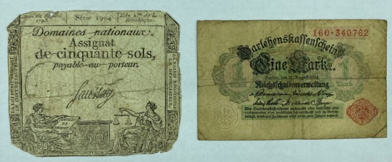 Monde - Divers - Lot de six billets du monde comprenant : - -Un billet de 100 R…