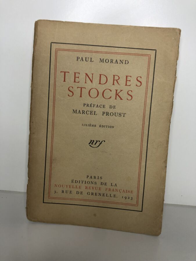 MORAND (Paul) - Tendres Stocks. Édité à Paris chez NRF en 1923. De format in-8,…