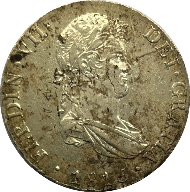 * Perou - Ferdinan VII - 8 réales 1815 - A : Tête laurée à droite de ferdinan V…