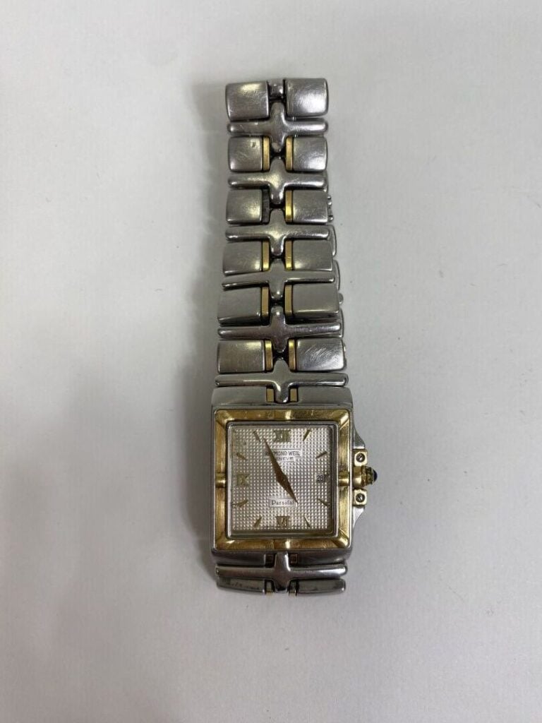 Raymond WEIL - Montre bracelet d'homme en acier et métal doré, modèle "Parsifal…