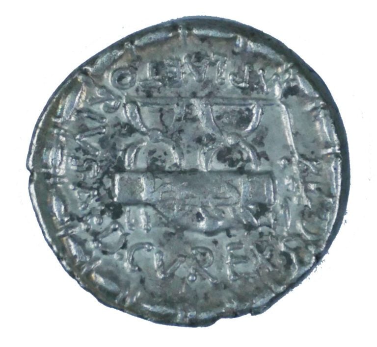 * Rome - République (67 avant J.C) - M. Plaetorius - Denier - A : Tête de Cybèl…