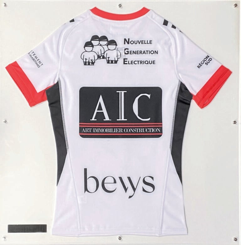 [RUGBY] - Maillot 2022-2023 du club de Rugby du stade Niçois - dédicacé par les…