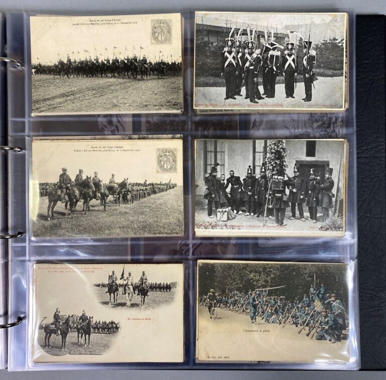 Album de cartes postales anciennes sur le thème de la Première guerre mondiale…