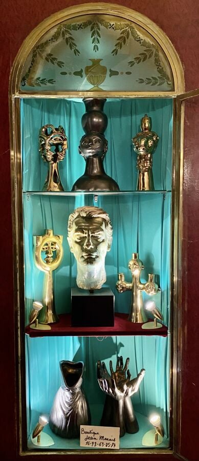 Arno Breker (Elberfeld, 1900 - Düsseldorf 1991) - Buste de Jean Marais - Bronze…