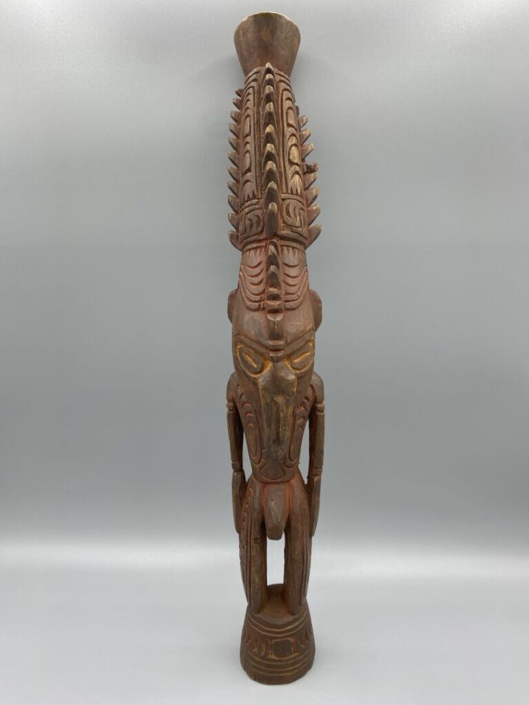 Copie de statue du bas Sepik en Papouasie Nouvelle Guinée - H : 43.5 cm