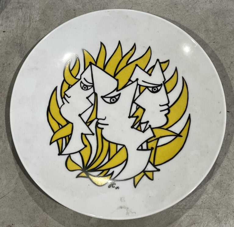 D'après Jean COCTEAU. 6 assiettes en porcelaine à décors différents