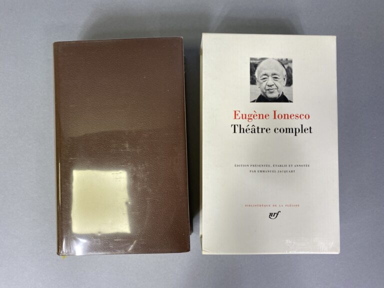 Deux volumes de la Bibliothèque de La Pléiade : - -Eugène IONESCO, Théâtre comp…