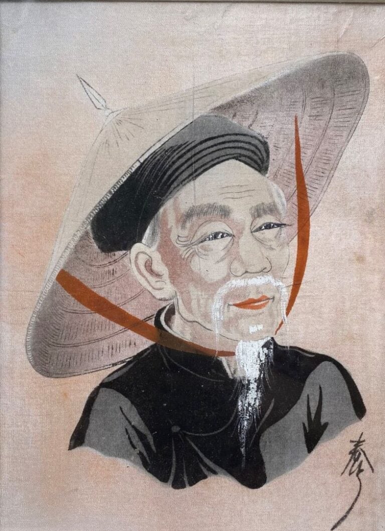 Ecole vietnamienne - Portraits - Deux aquarelles sur soie - Signé en bas à droi…
