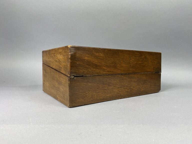 Ecritoire en bois de placage incrusté de laiton - 15 x 35 x 22 cm - (fentes, ra…