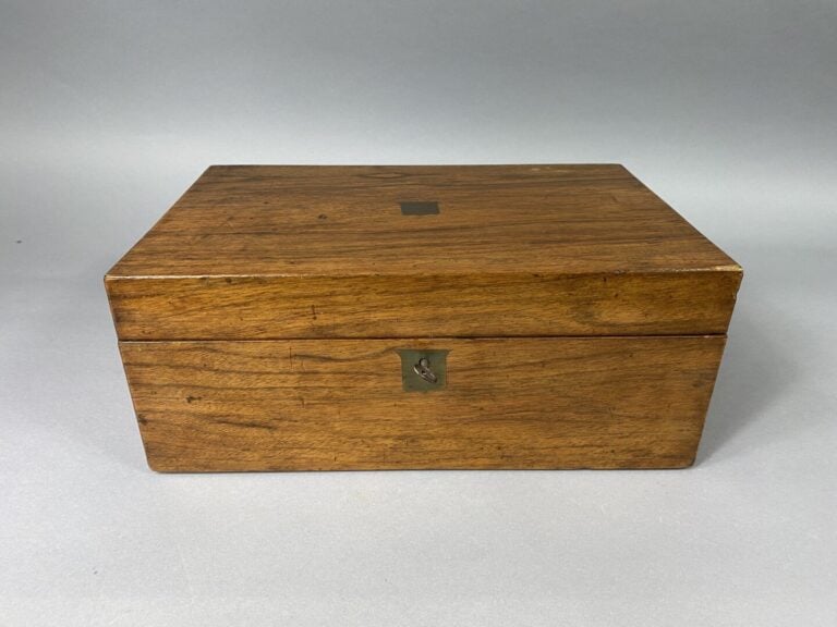 Ecritoire en bois de placage incrusté de laiton - 15 x 35 x 22 cm - (fentes, ra…